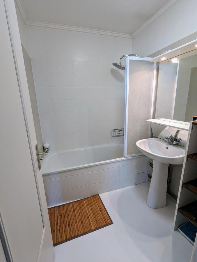Апартаменти L' Horizon - Spacieux - Lumineux - Parking Gratuit Макон Екстер'єр фото